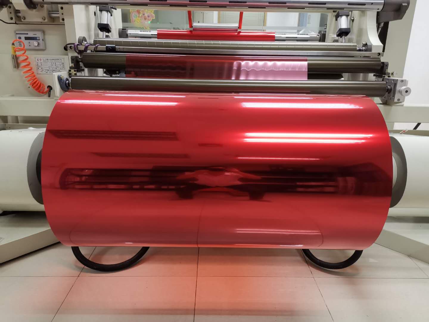 如何區(qū)分離型紙、離型膜、淋膜紙？